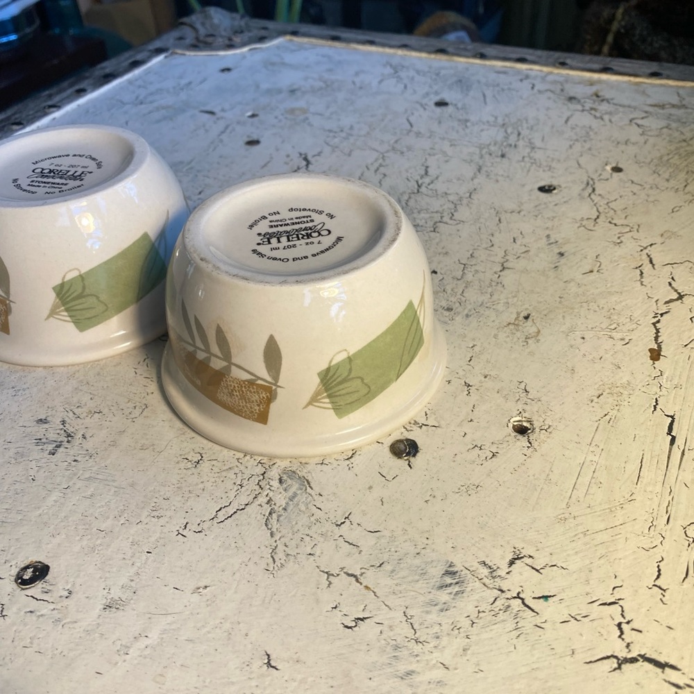2 Corelle Textured Leaves 7 oz Ramikins